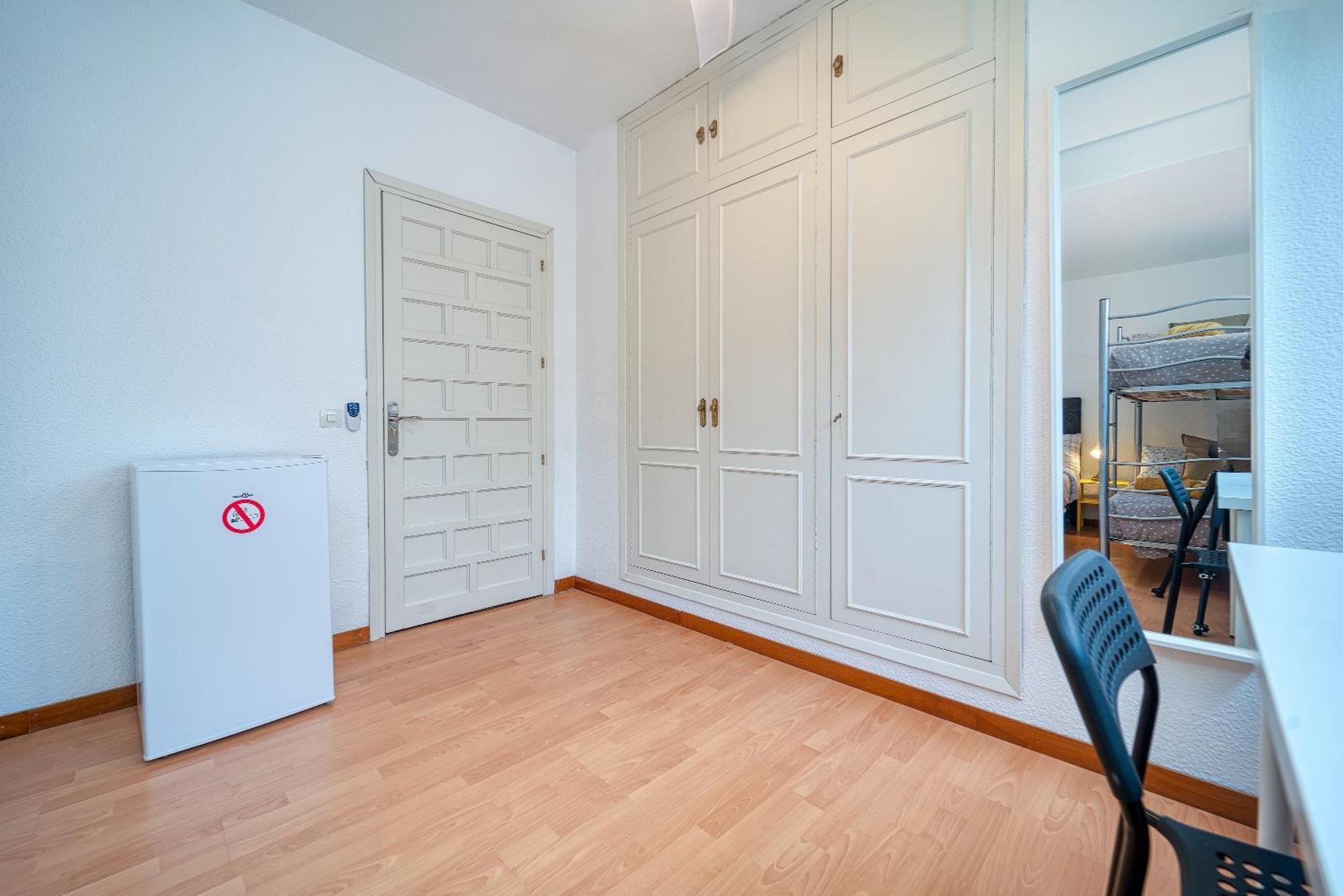 P Casacafe Madrid Calle Carlos Dubois 3 Eksteriør bilde